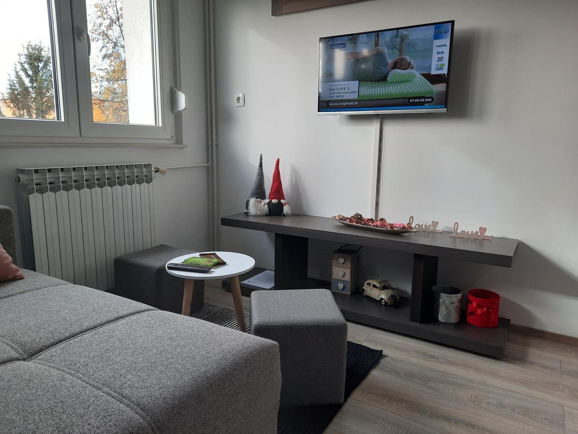 Apartman Ines เวลิคาโกริตซา ภายนอก รูปภาพ