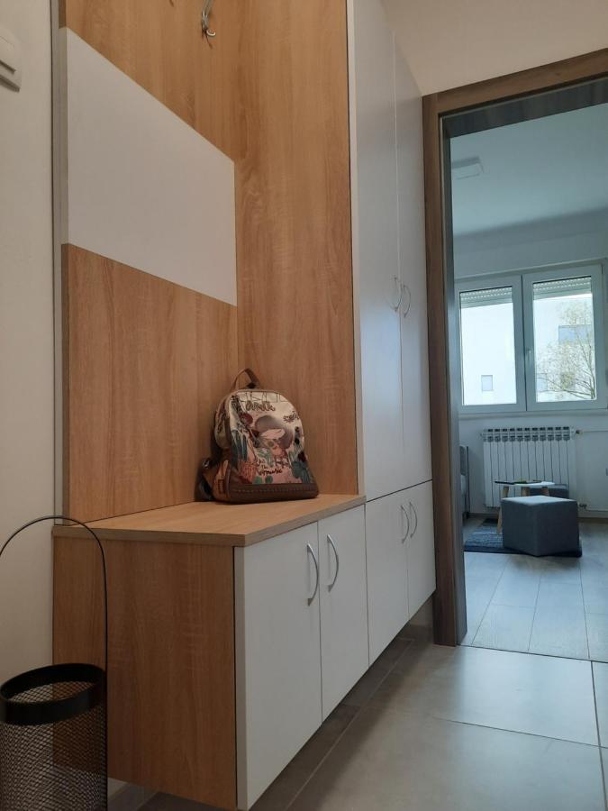 Apartman Ines เวลิคาโกริตซา ภายนอก รูปภาพ