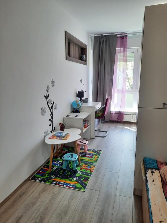 Apartman Ines เวลิคาโกริตซา ภายนอก รูปภาพ